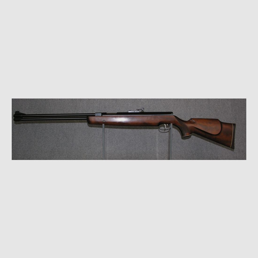 Weihrauch HW 77
