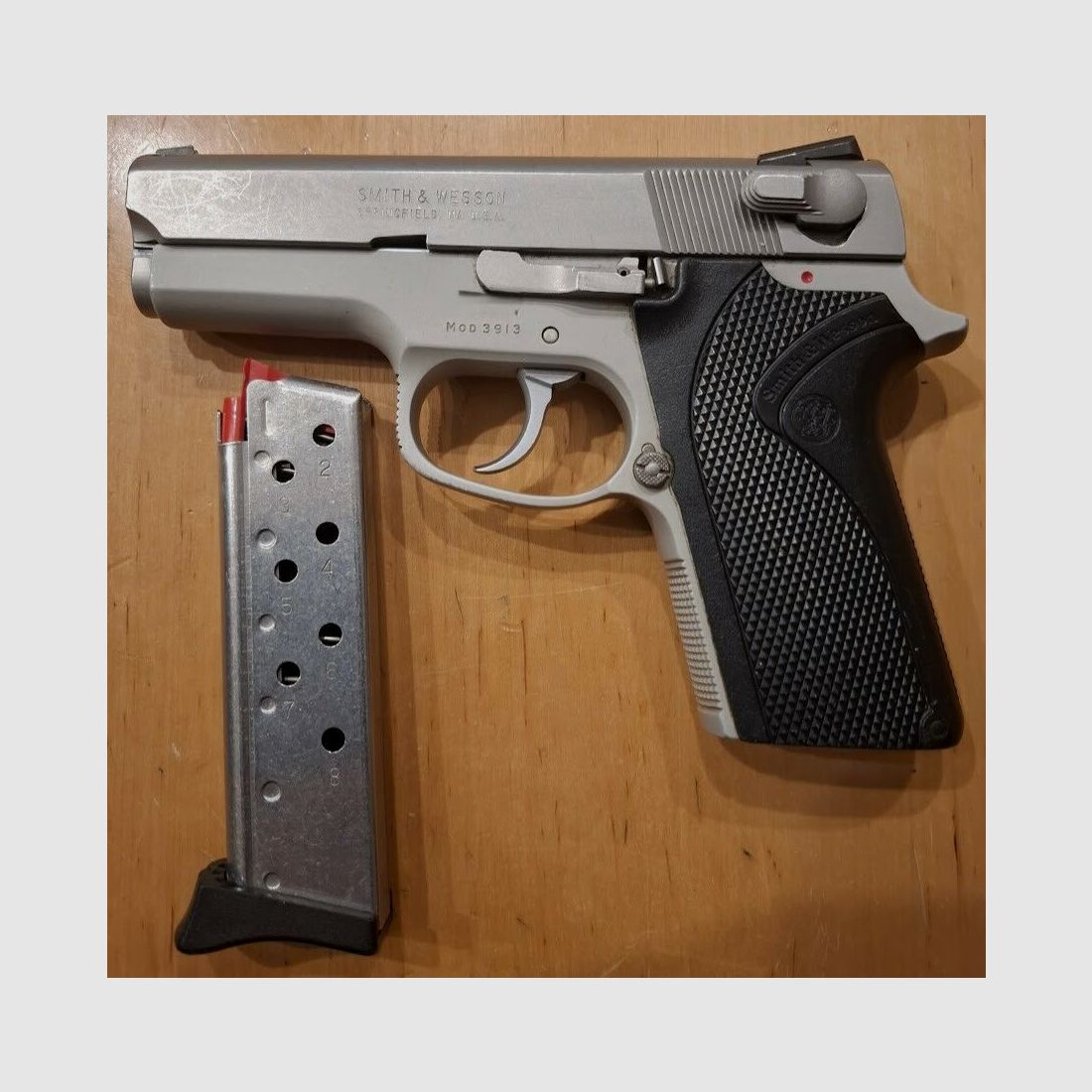 Smith & Wesson Modell 3913