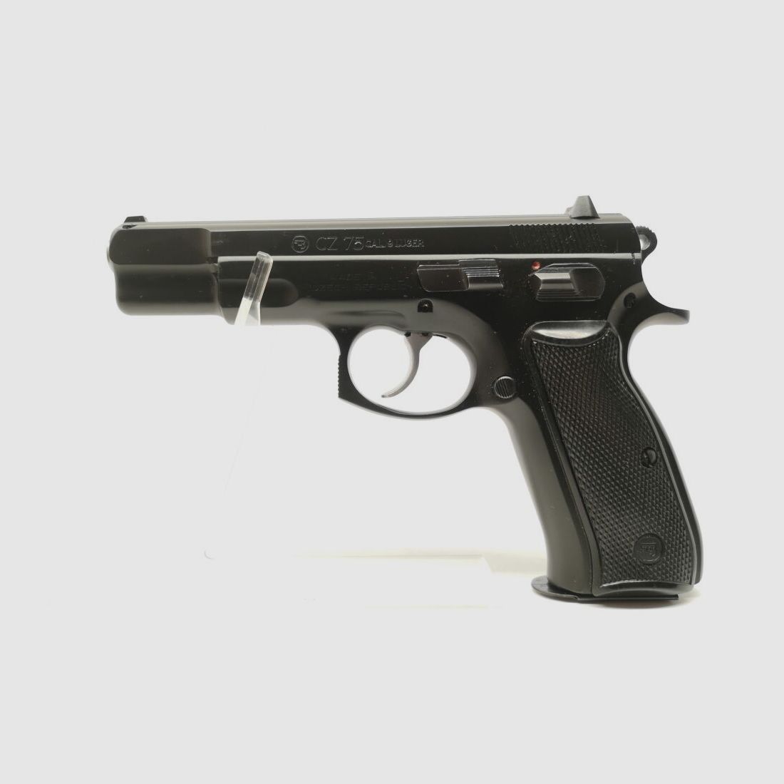 ZBROJOVKA BRNO M75 mit Wechselsystem "Kadet" in .22lr.