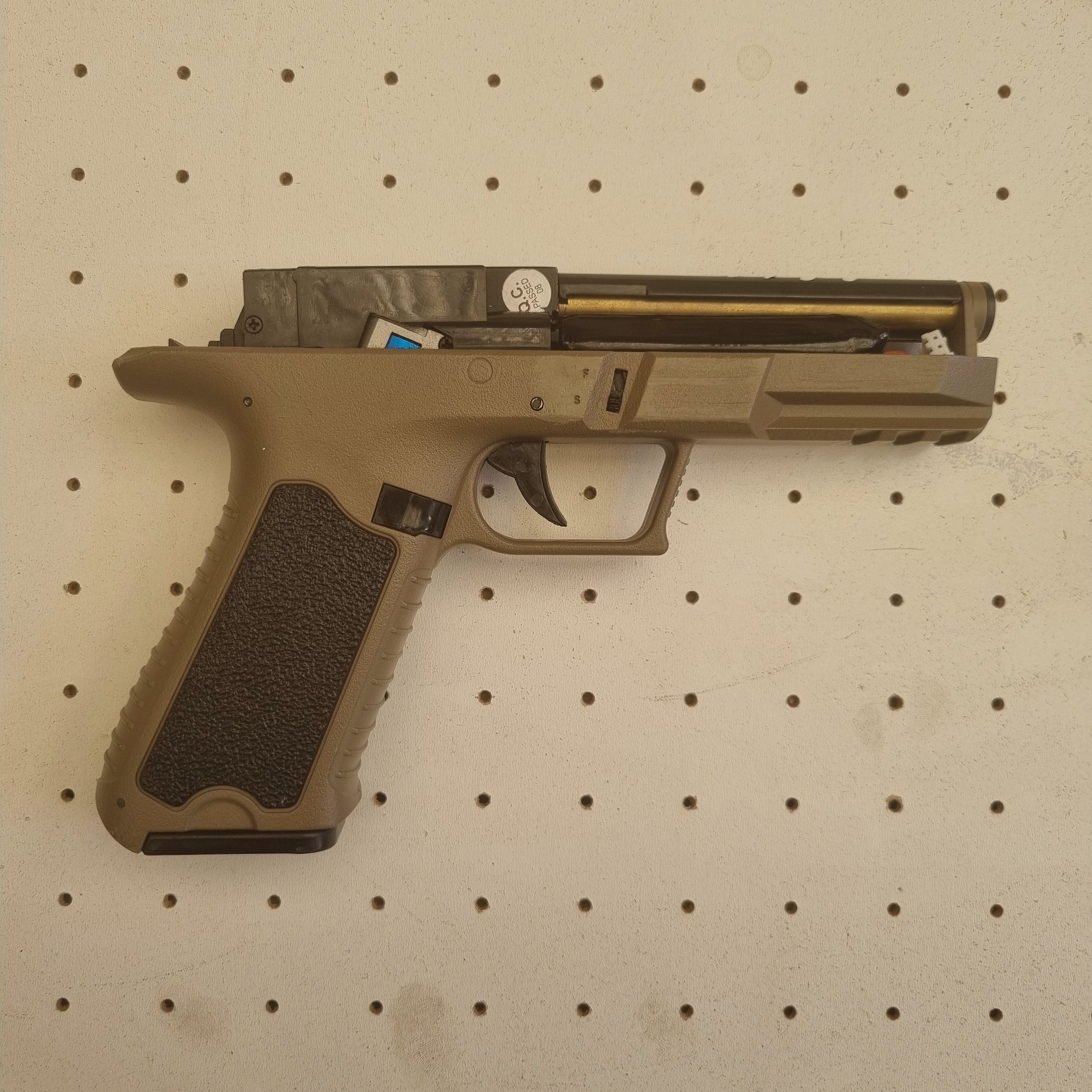 Airsoft Pistole AEP von CYMA