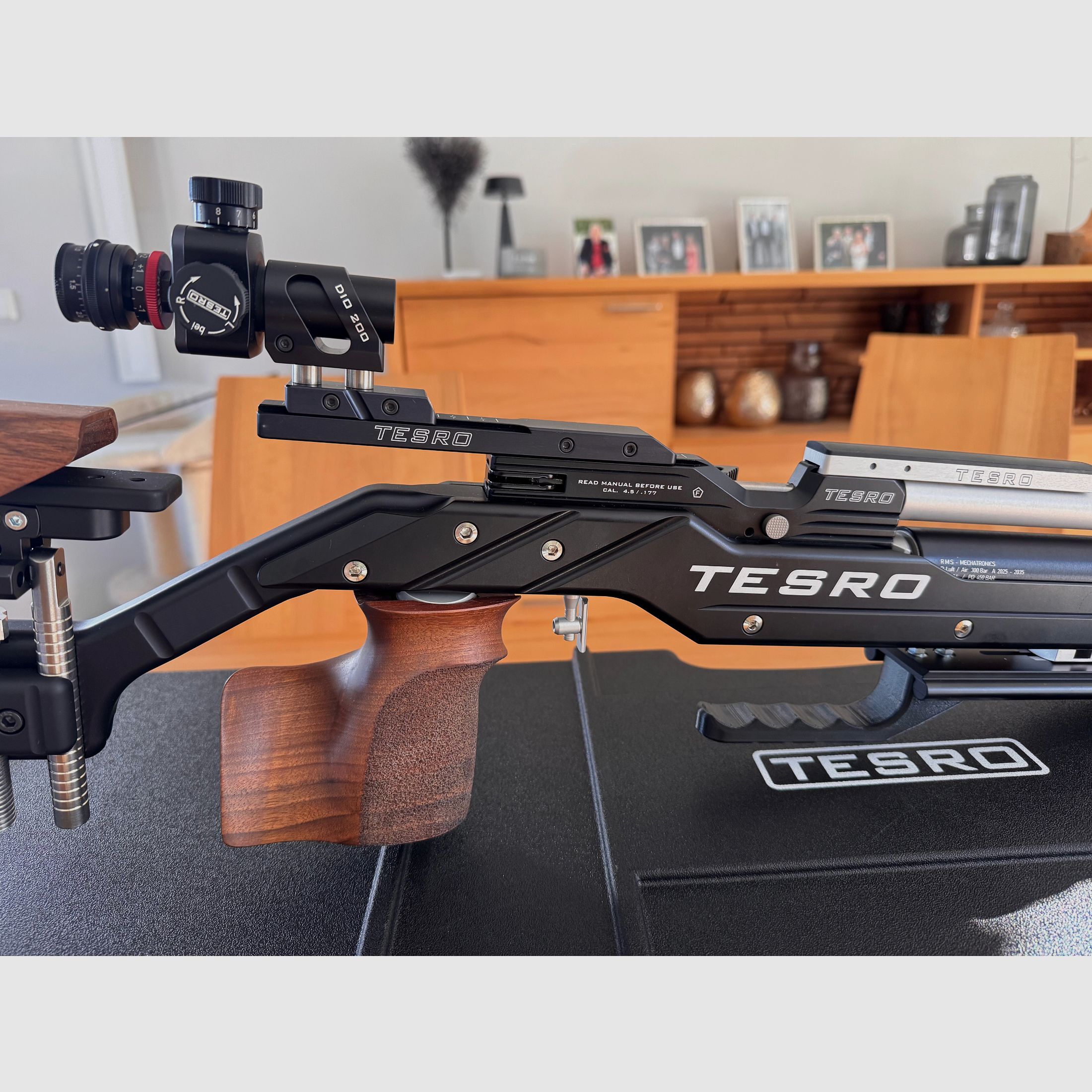 Match Luftgewehr TESRO Signum RS100 Schwarz.