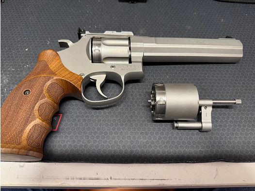 Spohr revolver 6“ 562 met verwisselsysteem 9mm