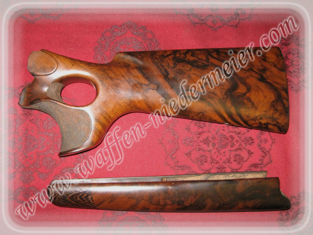 Niedermeier R93 luxe kolf van walnootwortelhout, afbeelding 2 van 2