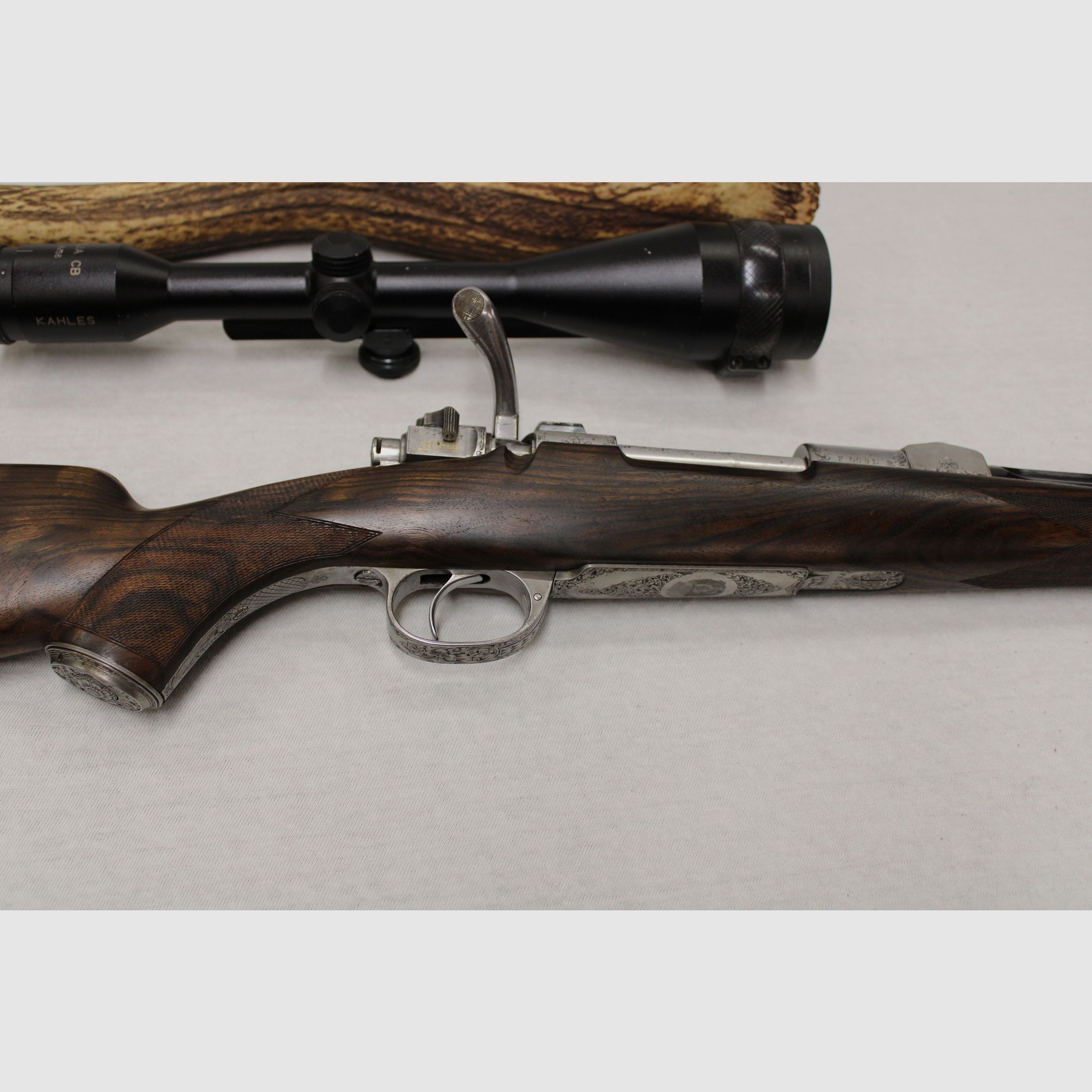 Bolt-action rifle Mauser DWM Luxus rifle 9,3 x 62 Keiler rifle with engraving rarity Kahles 8 x 56 red dot sight