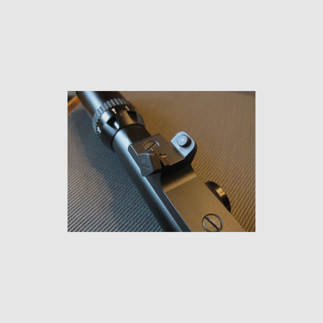 TOP-Klassiker !!  "DAS"  Schmidt & Bender 2,5-10x56 mit Absehen-4 sowie Schiene und original Blaser-Sattelmontage im BESTZUSTAND ! Kein ZEISS-Swarovski-LEICA-Mauser-Sauer