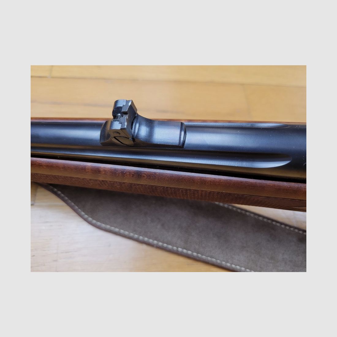 Sehr schöne Tikka M55 Büchse – 222 Remington – mit Box – 2 Magazine – zweites Visierorgan aus Faser – Gewehrriemen – schönes Holz – neuwertig, Bild 26 von 27