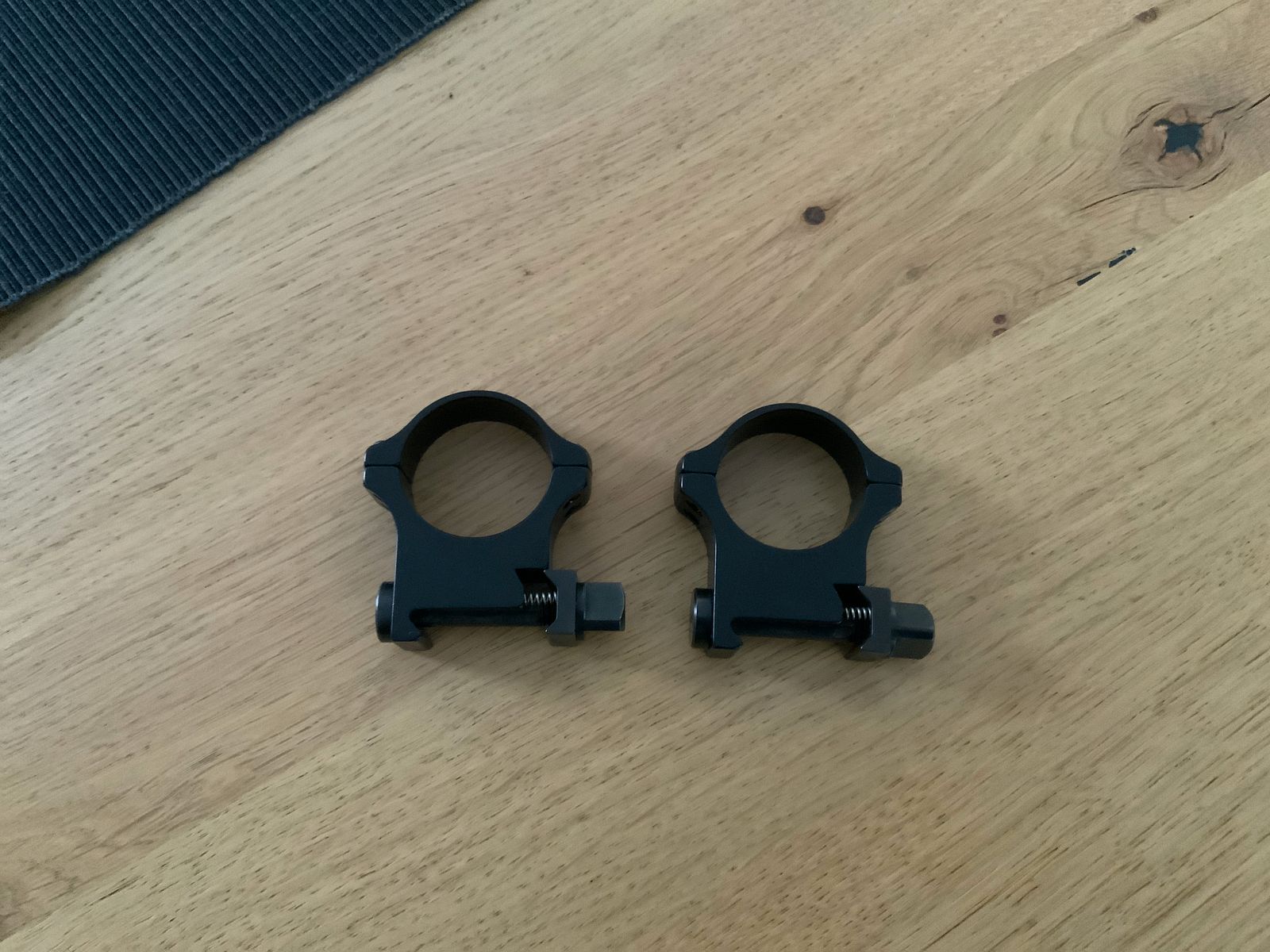 Recknagel ERA Aufkippmontage mit Dreikantmutter 30mm Ringdurchmesser, Bauhöhe 14mm