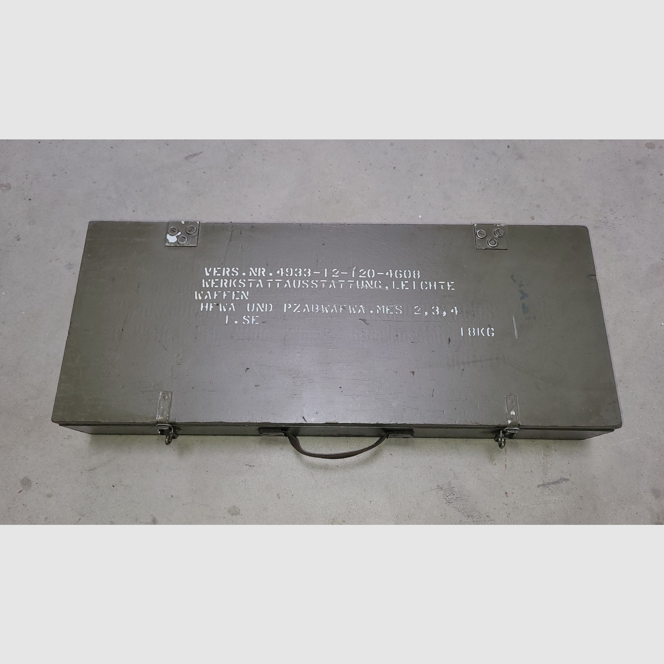 BW workshop equipment, light weapons / MG3 / G3 / P1 / SIGPi / UZI / 40mm grenade pistol