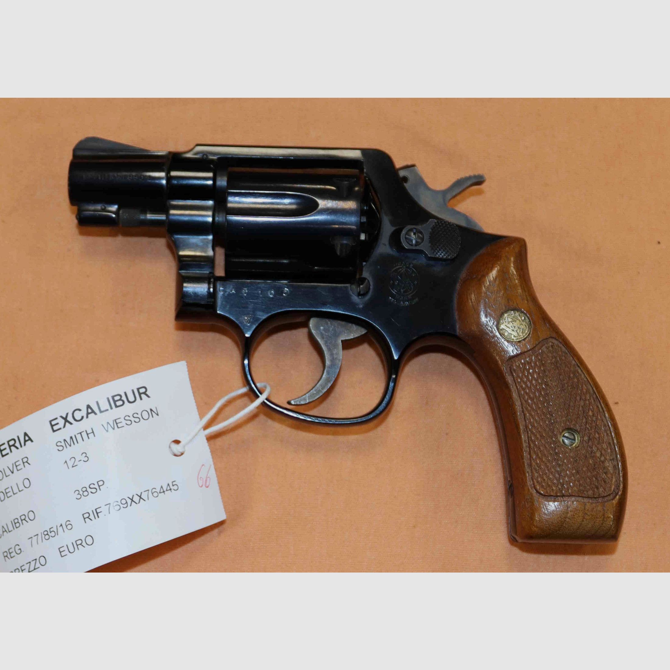 Revolver Smith & Wesson Modell 12 Airweight im Kaliber 38SP, Bild 2 von 6