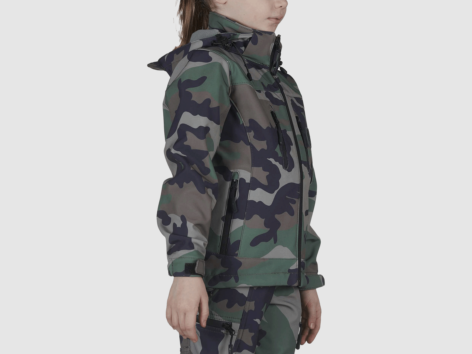 KURTKA – UNIVERS – DZIECKO – KURTKA SOFTSHELL U-TEX JUNIOR New Land Camo, zdjęcie 4 z 5