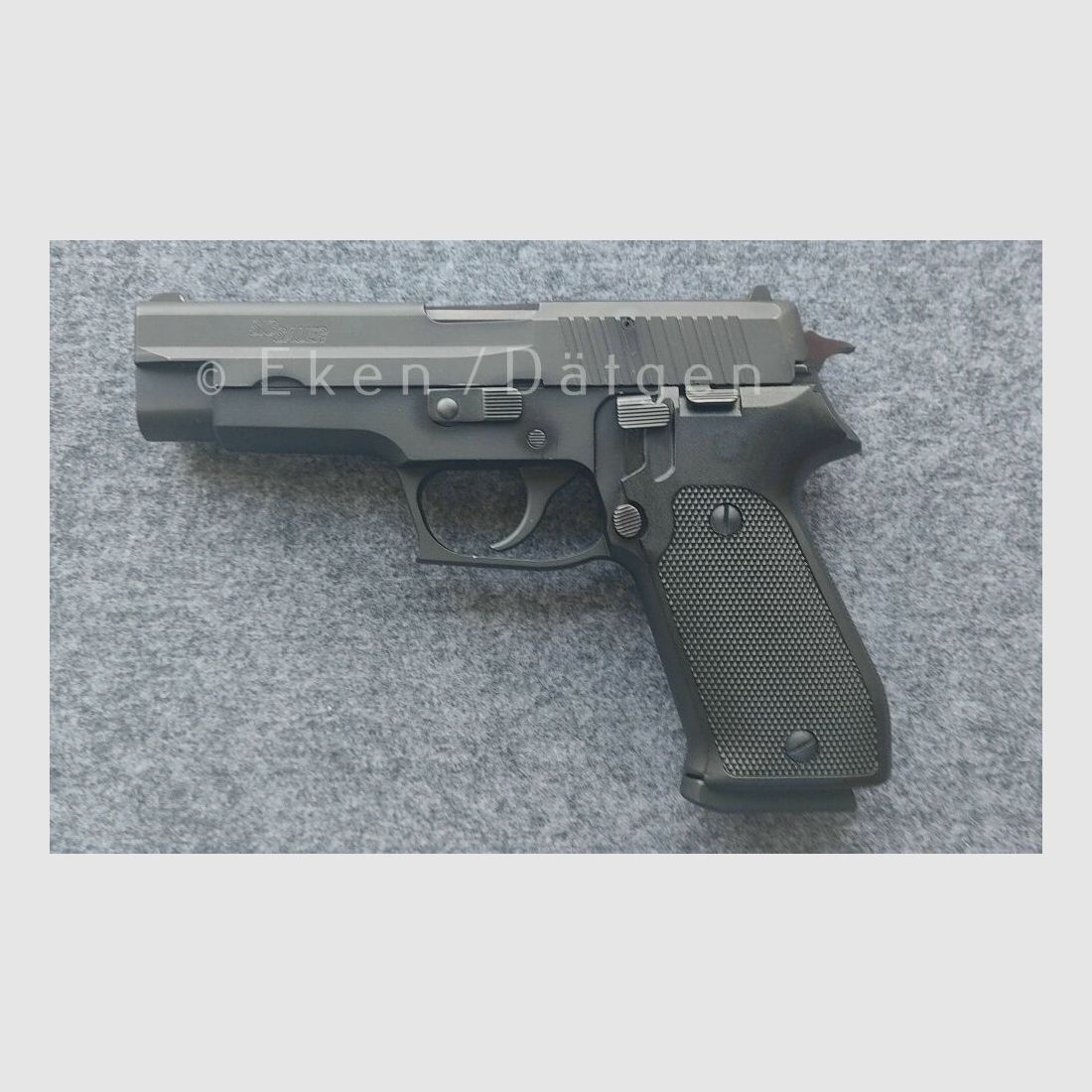 Sig Sauer P220