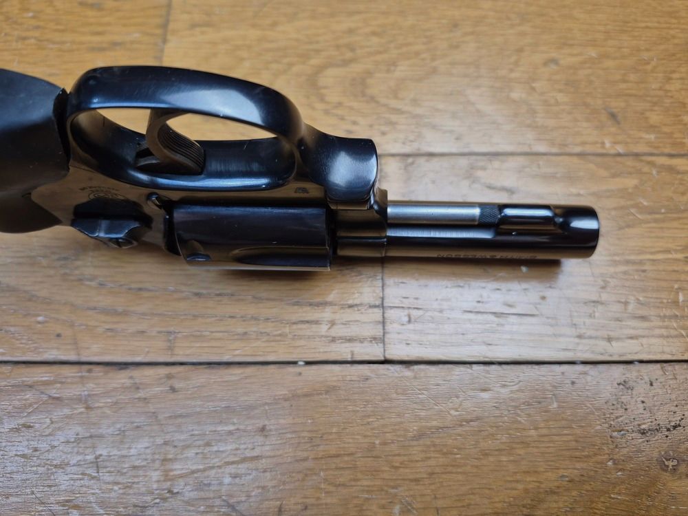 Zeldzaam Revolver Smith&Wesson Mod 36-1 of "Chiefs Special" – 5 schoten in kal. 38 SP – Loop 3 inch nieuw – Wapen uit 1979 – Schouderholster – Staat bijna nieuw! – TBE+++, afbeelding 9 van 19