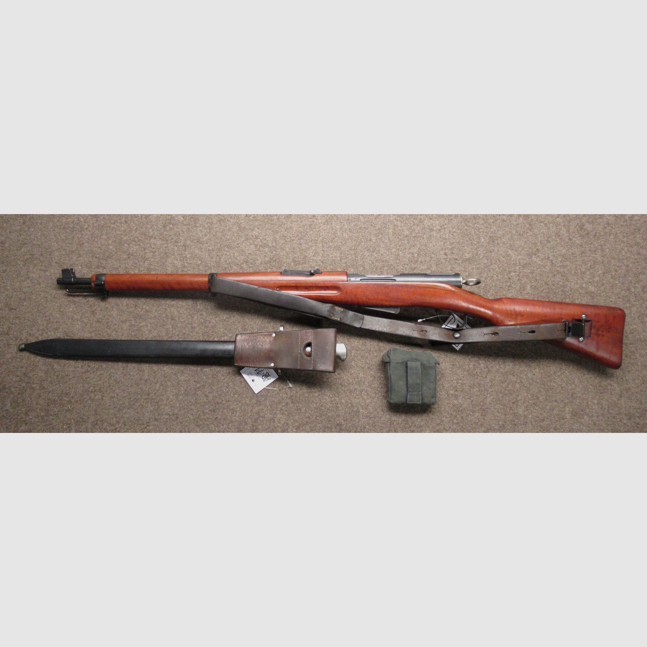 AB-116 W+F carabine mod. K11 cal. 7.5x55, image 2 sur 3
