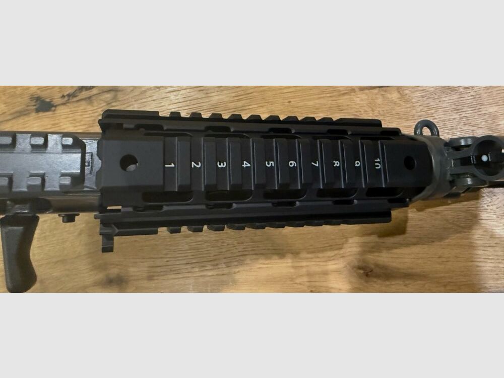 B&T AG Picatinny Handschutz 4x NAR für SIG SG 552 / 553