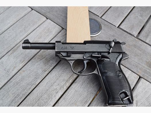 Deutschland Pistole Mauser P38 svw45 WKII 9mm nrgl. Sammlerwaffe