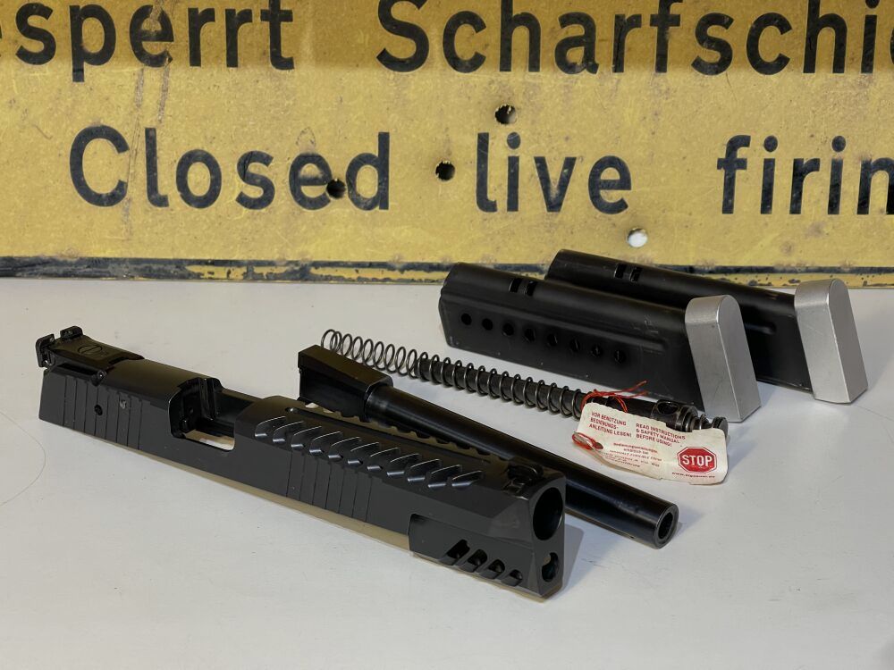Sistema de intercambio SIG Sauer P220 X-Six (esqueletizado!), calibre .45Auto
