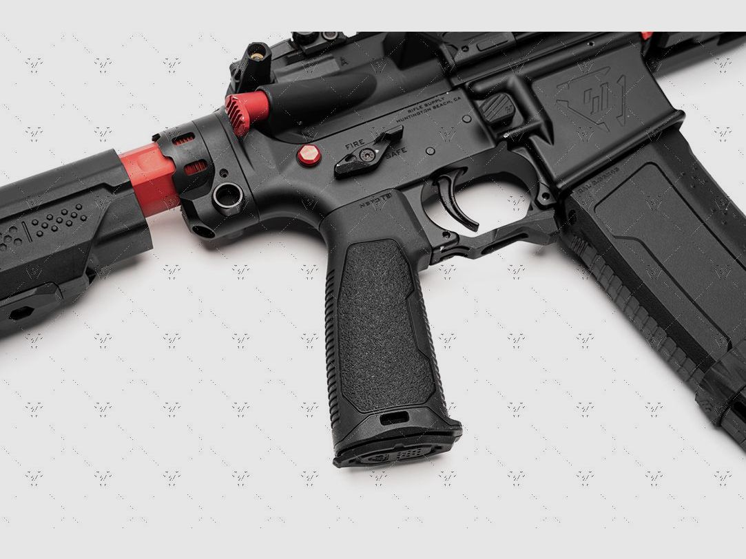 Strike Industries AR Flat Top Overmolded Pistol Grip (15-Degree), immagine 3 di 7