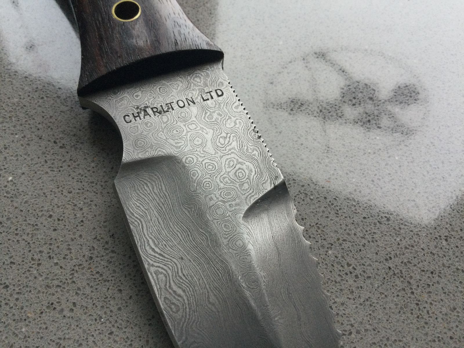 Nóż myśliwski, nóż, stałe ostrze, stal damasceńska, wysokiej jakości, bardzo ładny