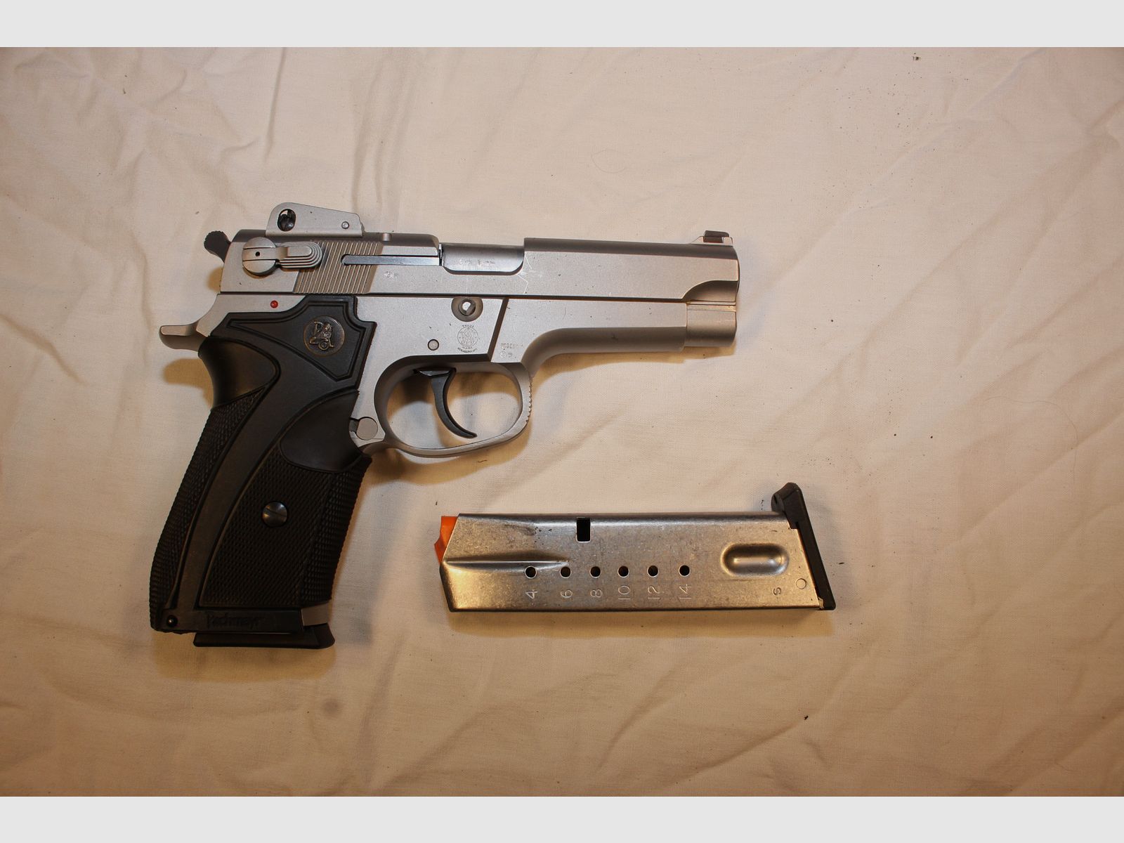 S&W Model 5906.