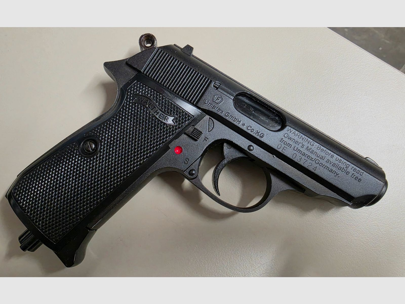 Walther PPK/S CO2-Pistole 4,5mm BB– Defekt / Für Bastler, Bild 1 von 5