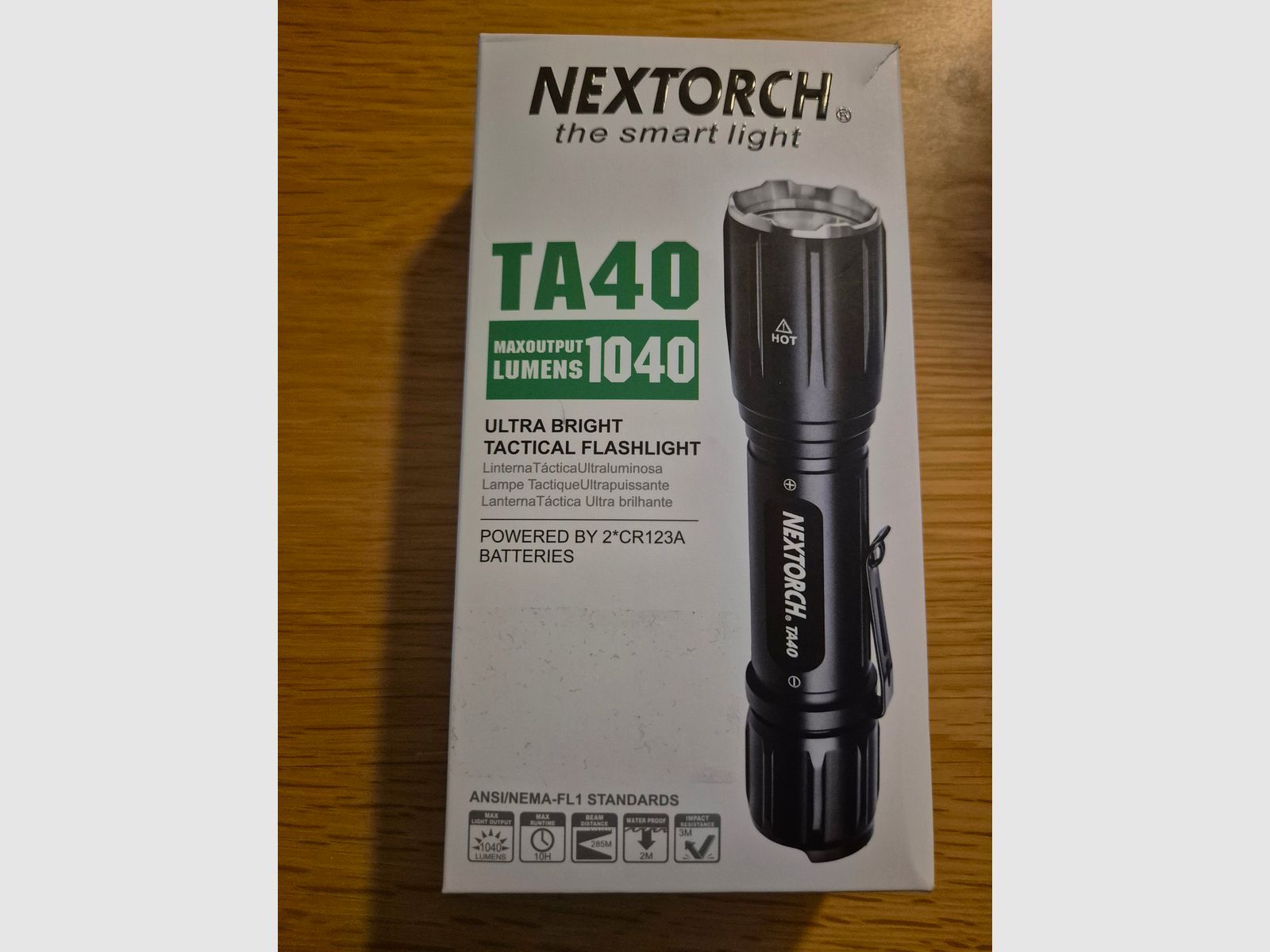 Nextorch TA40, Lampe de poche tactique