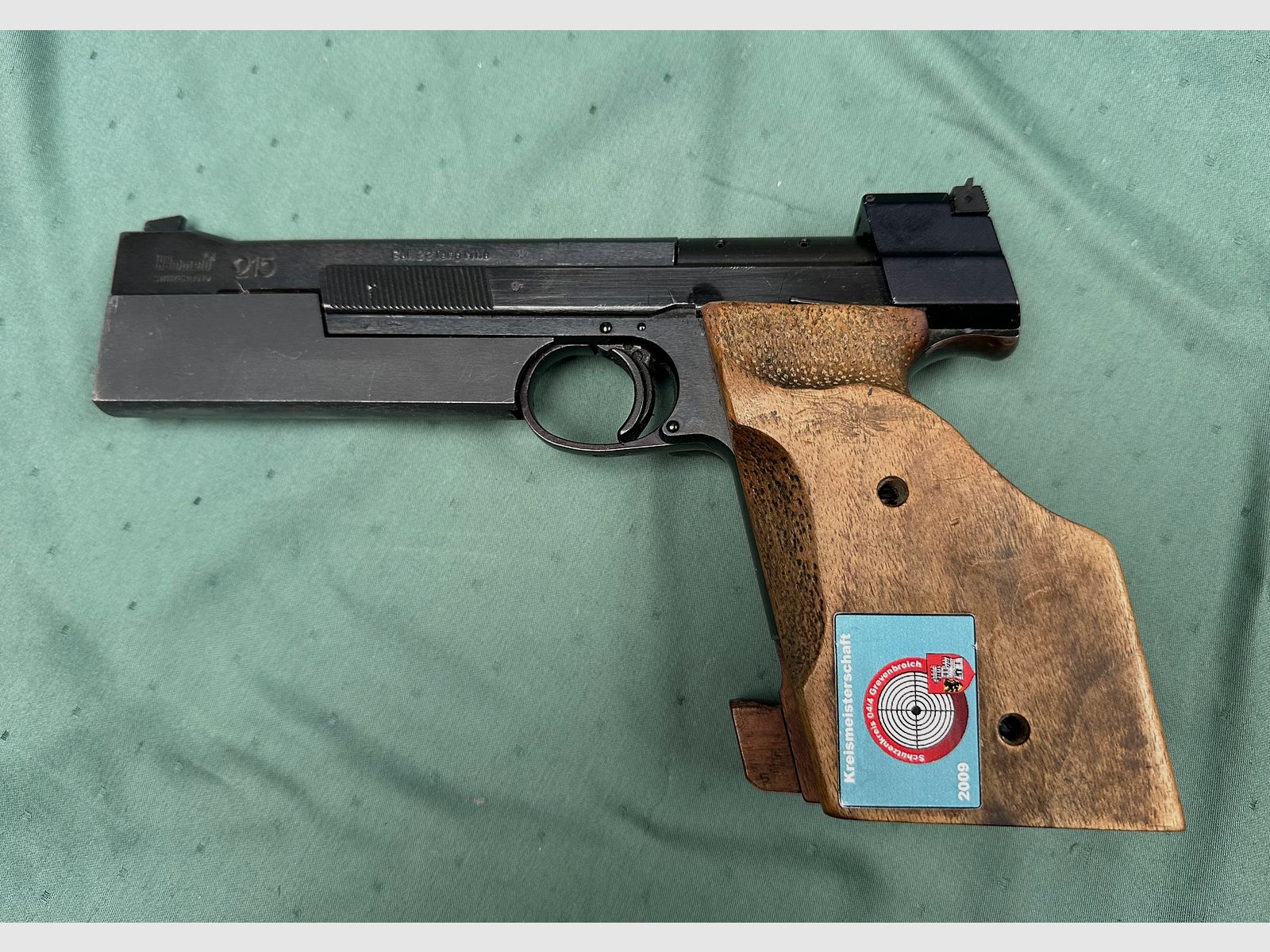 Hämmerli 215, calibre 22lr. avec 2 poids et 3 magazines, image 4 sur 6