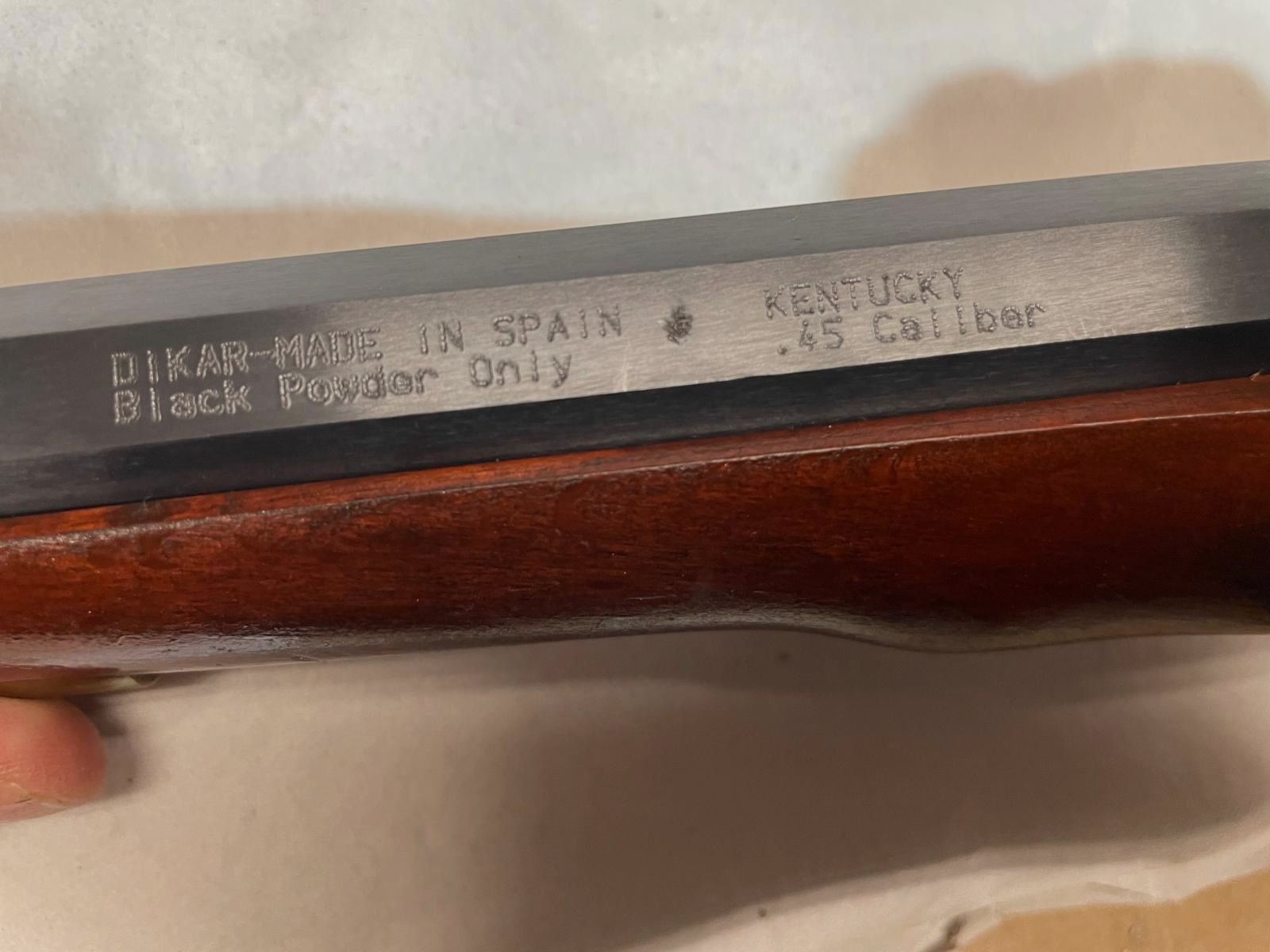 Pistola a avancar Dikar "Kentucky" - Calibro 45 - Percussione