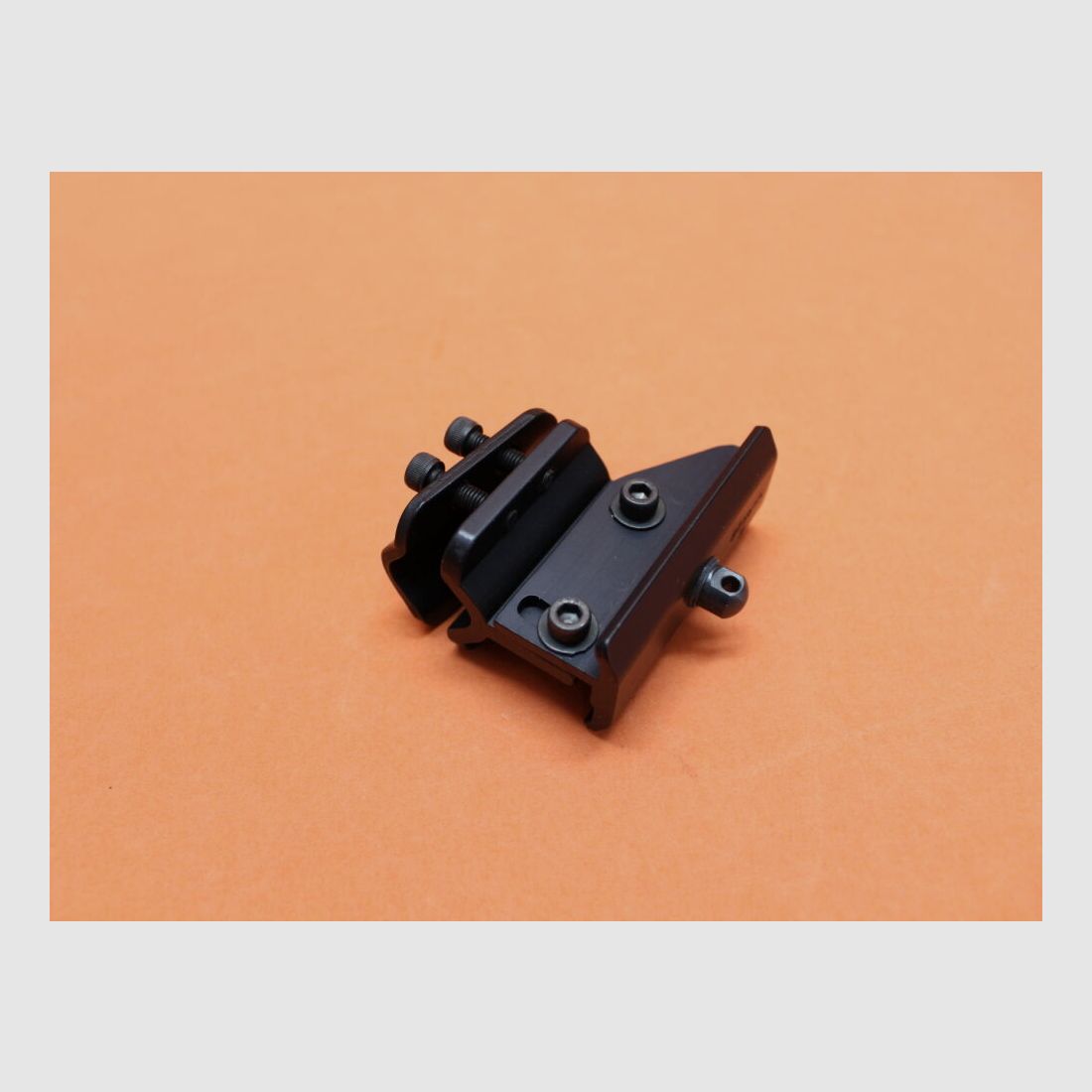 Harris Harris Adapter Nr 4: Adapter uniwersalny (uchwyt do biegu) do Ø=ok. 15mm z oczkiem na pasek 9mm, zdjęcie 3 z 4