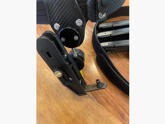 Holster mit Gurt Sig Sauer  P226 S / X Five /X Six  + Magazin Clips + 4 Magazine 