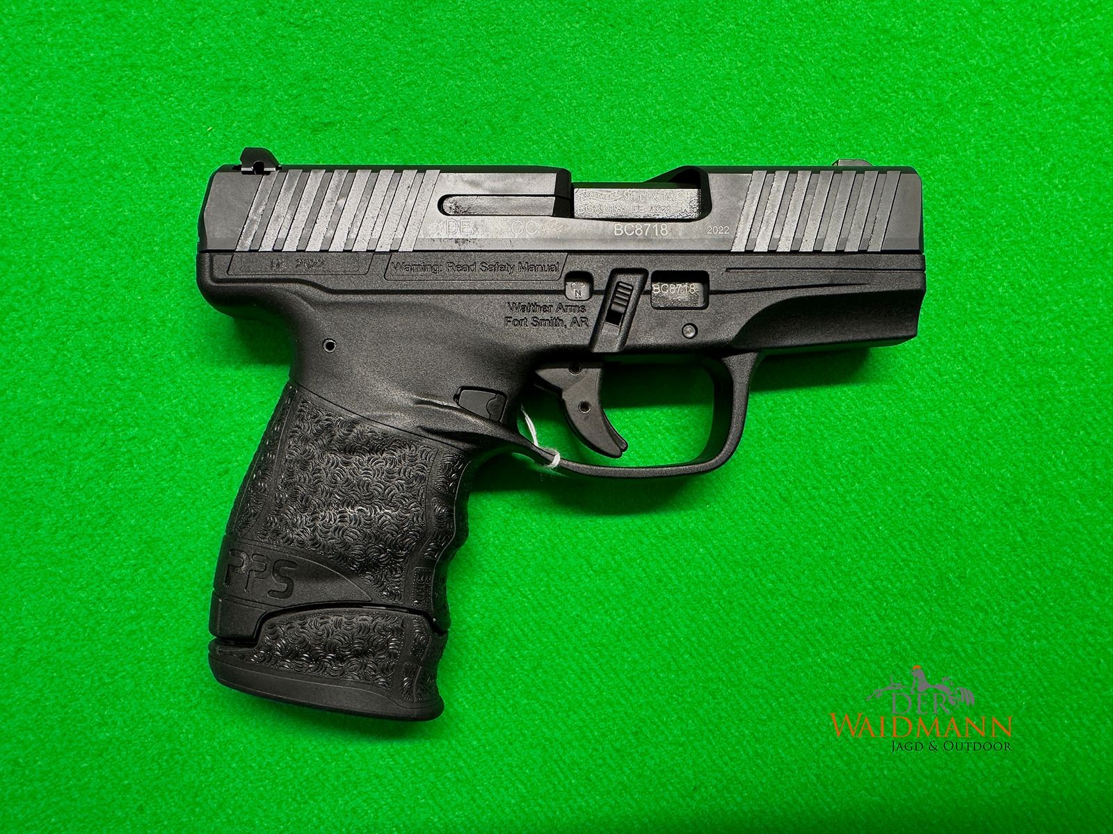 Walther PPS 9mm x19 pistol including case