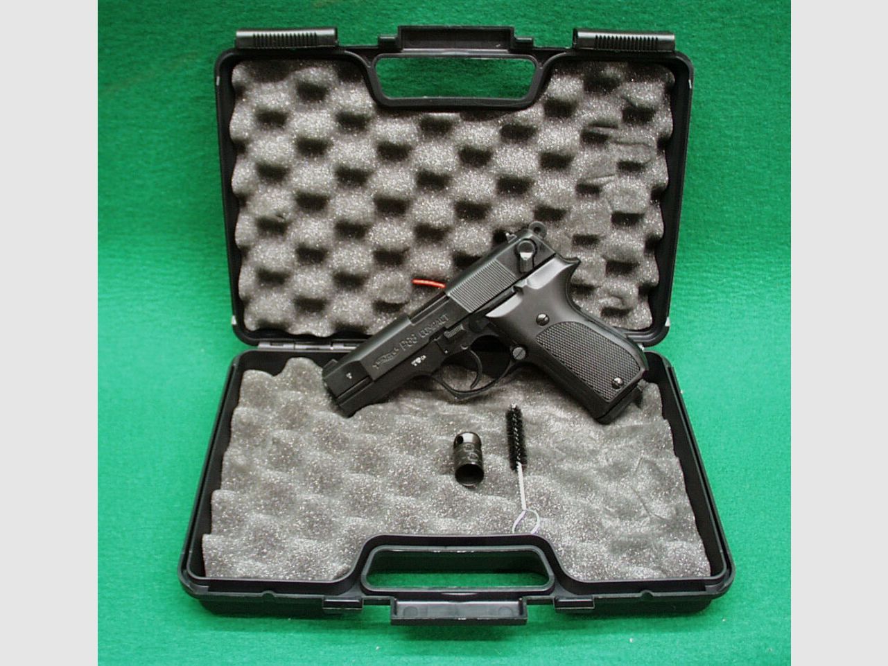 Pistola a salve Walther P88, nera