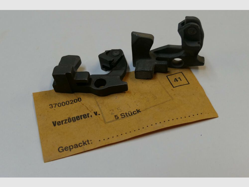 DDR VEB Devices & Tool Construction Wiesa original DDR NVA AK 47 delay device, angle lever [41] unused, new for AK47, 7.62x39