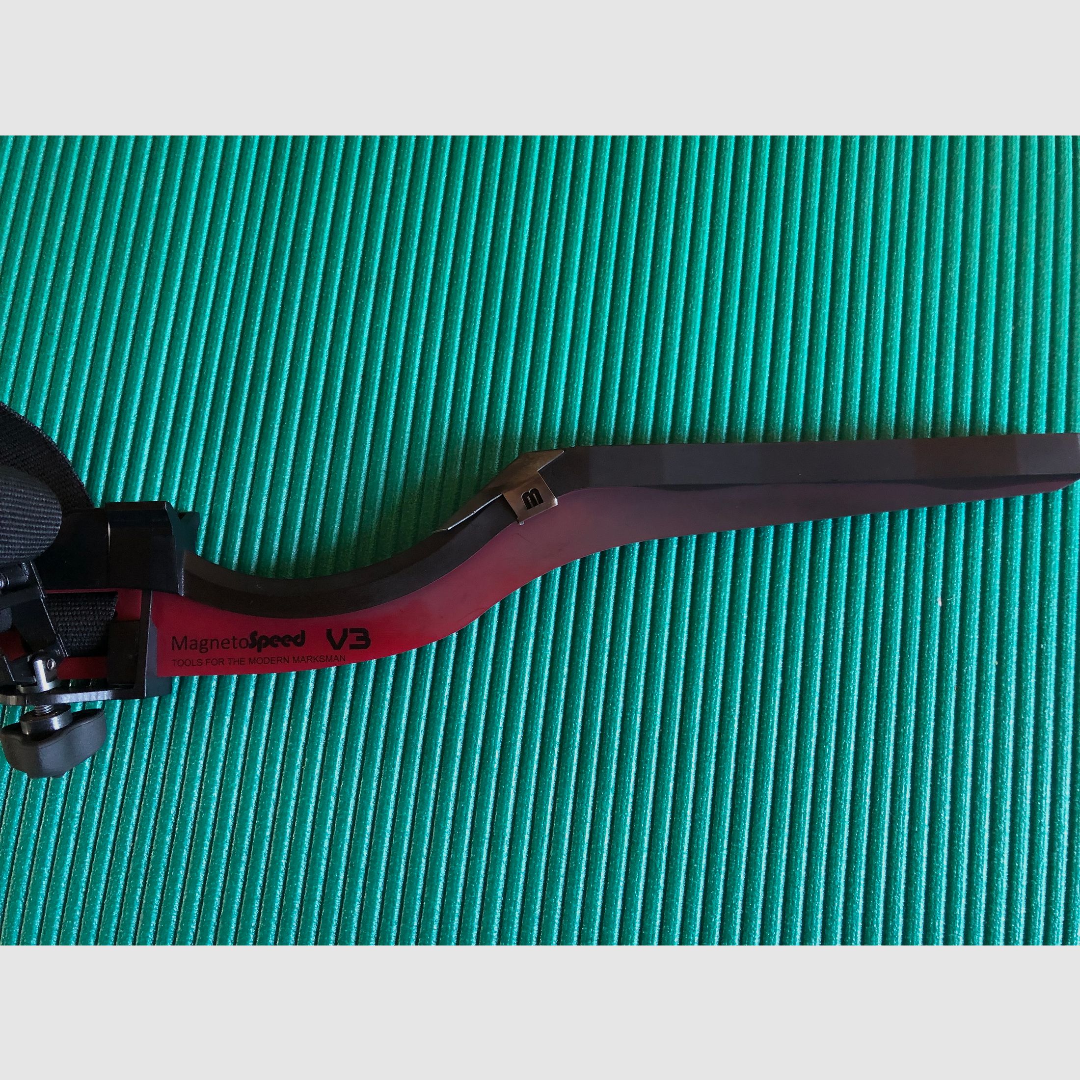 MagnetoSpeed V3 Ballistic Chronograph mit V3 Rail Adapter