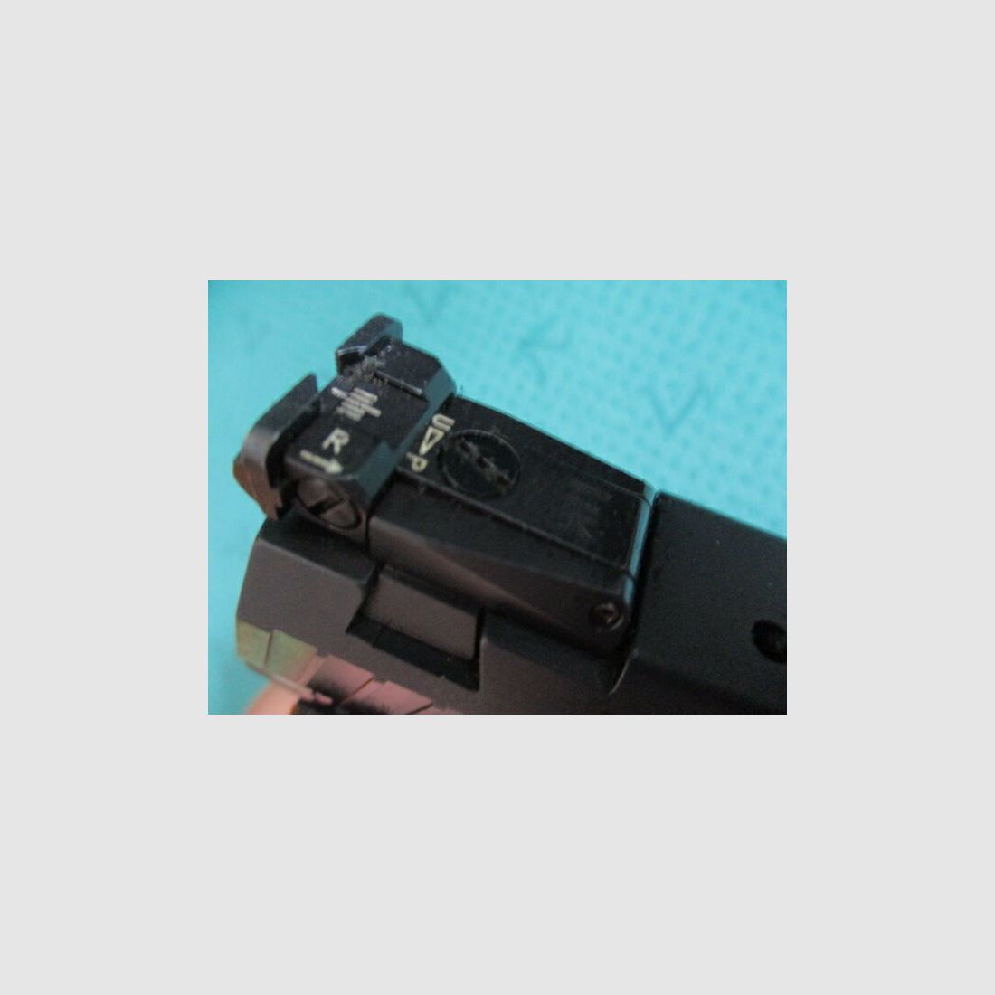 Pistole Heckler & Koch USP Expert 9mm Luger mit Koffer und Magazin USP Expert