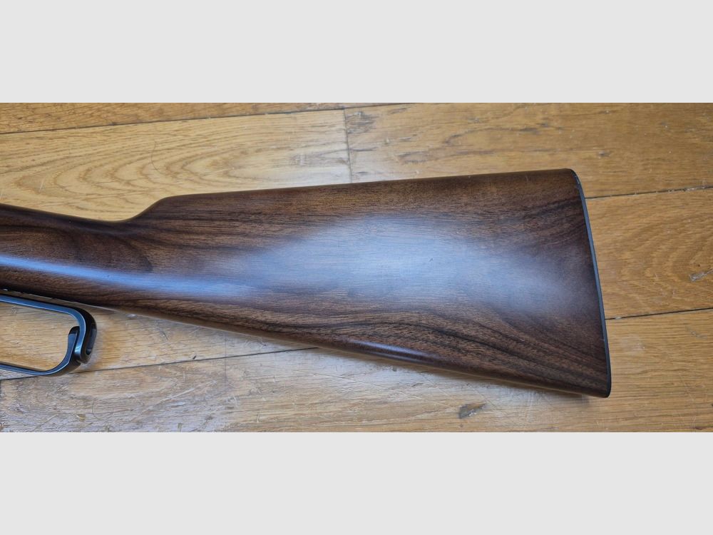 Splendida Winchester 1895 – Formidabile cal. 30.06 – Eccellente lavorazione da parte di Miroku in Giappone per Browning – Legni molto belli, almeno Grade V – Canne splendide e meccanica perfetta – Arma in ottime condizioni – TBE+!, immagine 3 di 40