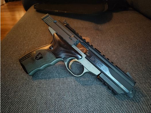 Browning Buck Mark Black Label Threaded