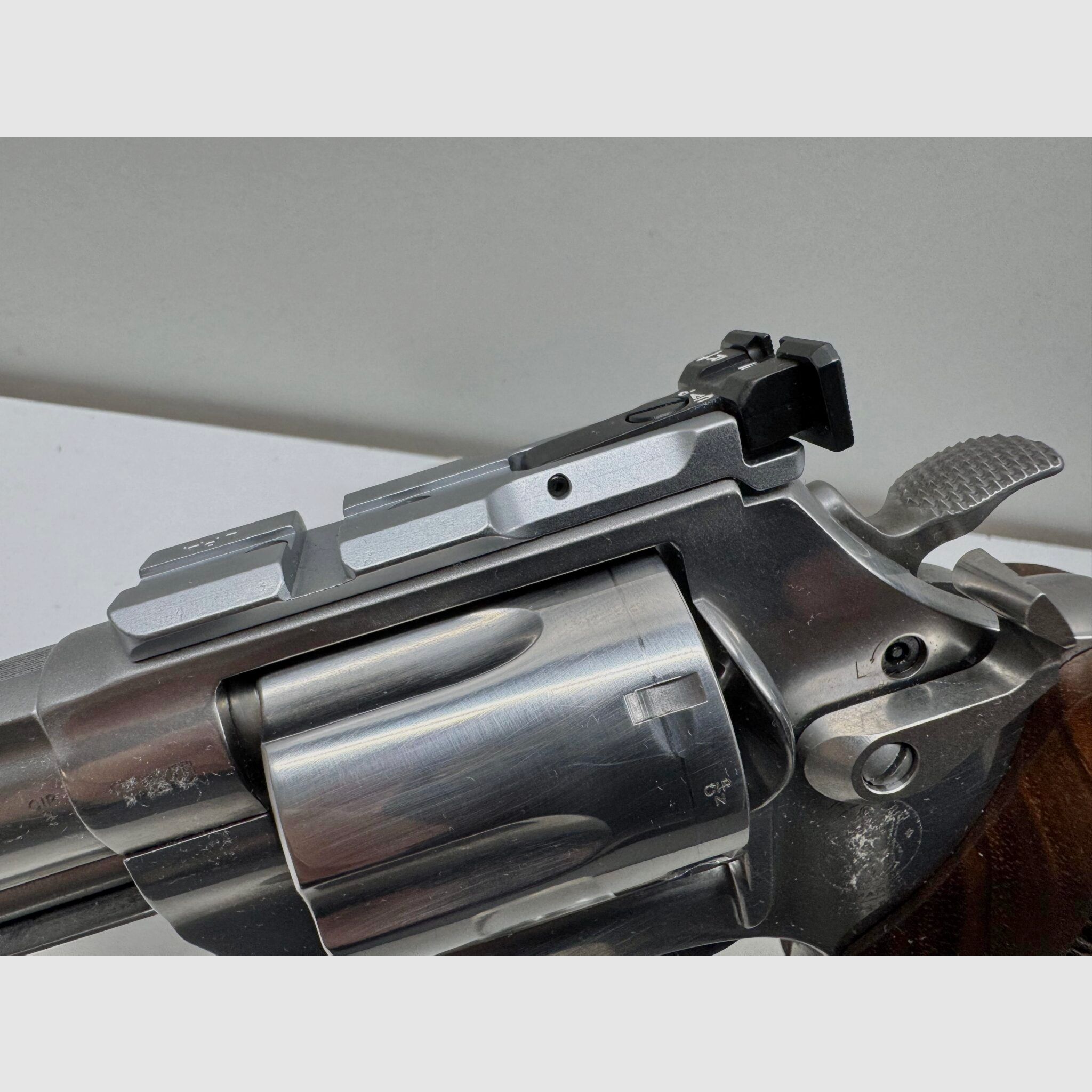 S&W Revolver Mod. 686 PILUM, 6″, Bild 5 von 11