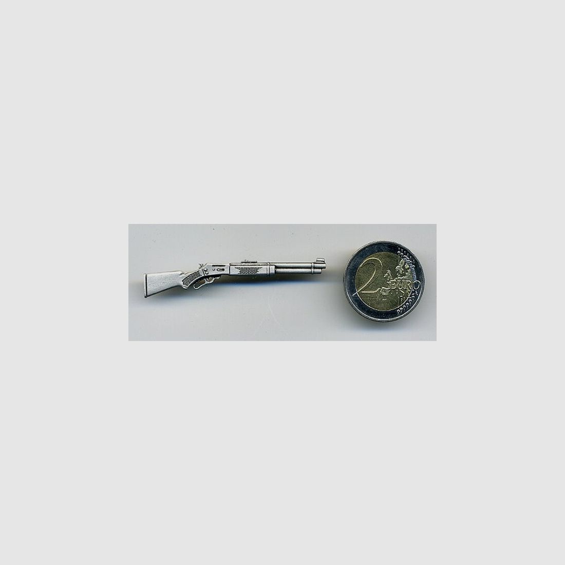 Marlin Unterhebel Gewehr als Metall-Anstecker