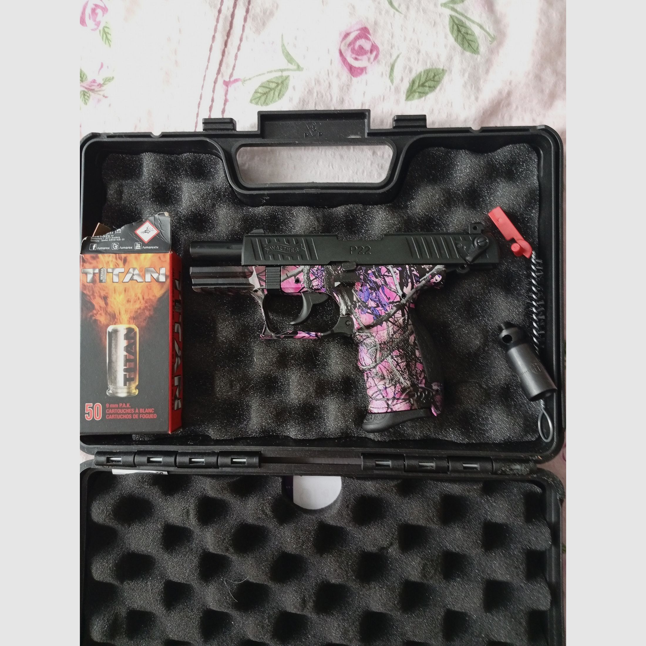<Vendo la mia Walther P22>