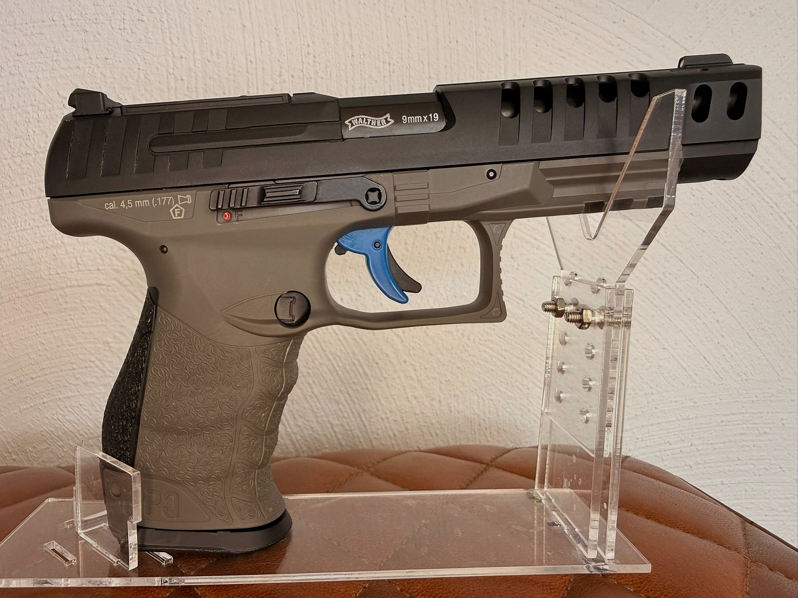 Walther CO2-pistola Walther Q5 Match 5" Combo Set