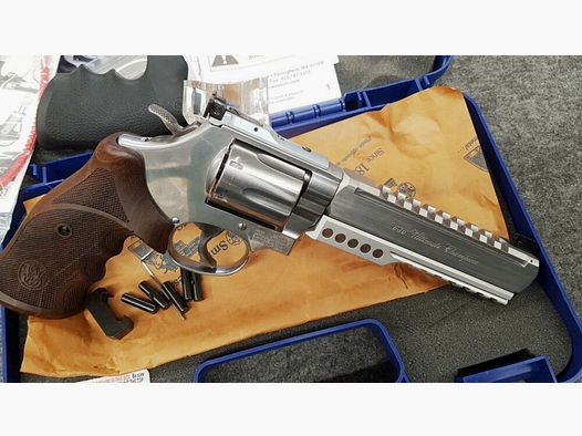 Smith & Wesson 686 Ultimate Champion