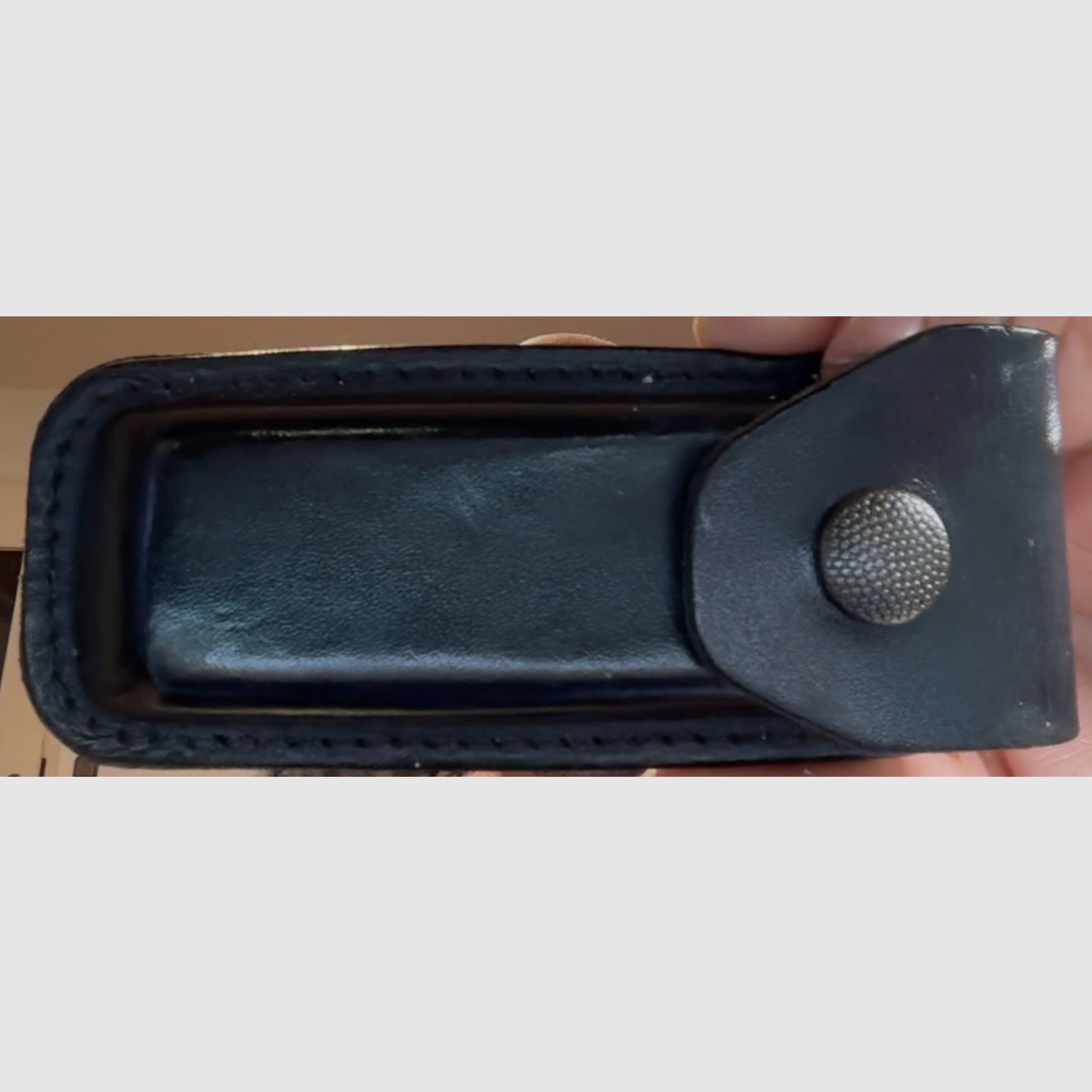 Original Bundeswehr Magazintasche Leder — Walther P1 / P38 — Sammlerzustand