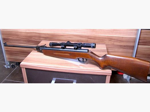 Weihrauch HW 50 Luftgewehr mit Zielfernrohr