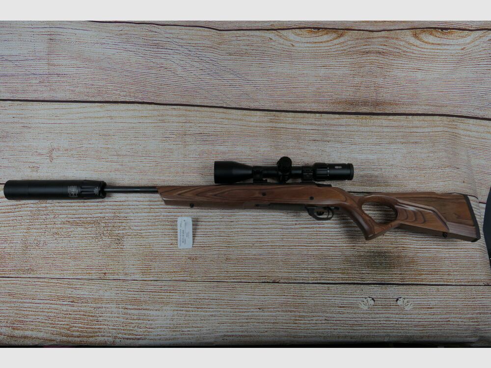 Howa 1500 Komplettpaket mit Zielfernrohr Meopta und Schalldämpfer A-Tec