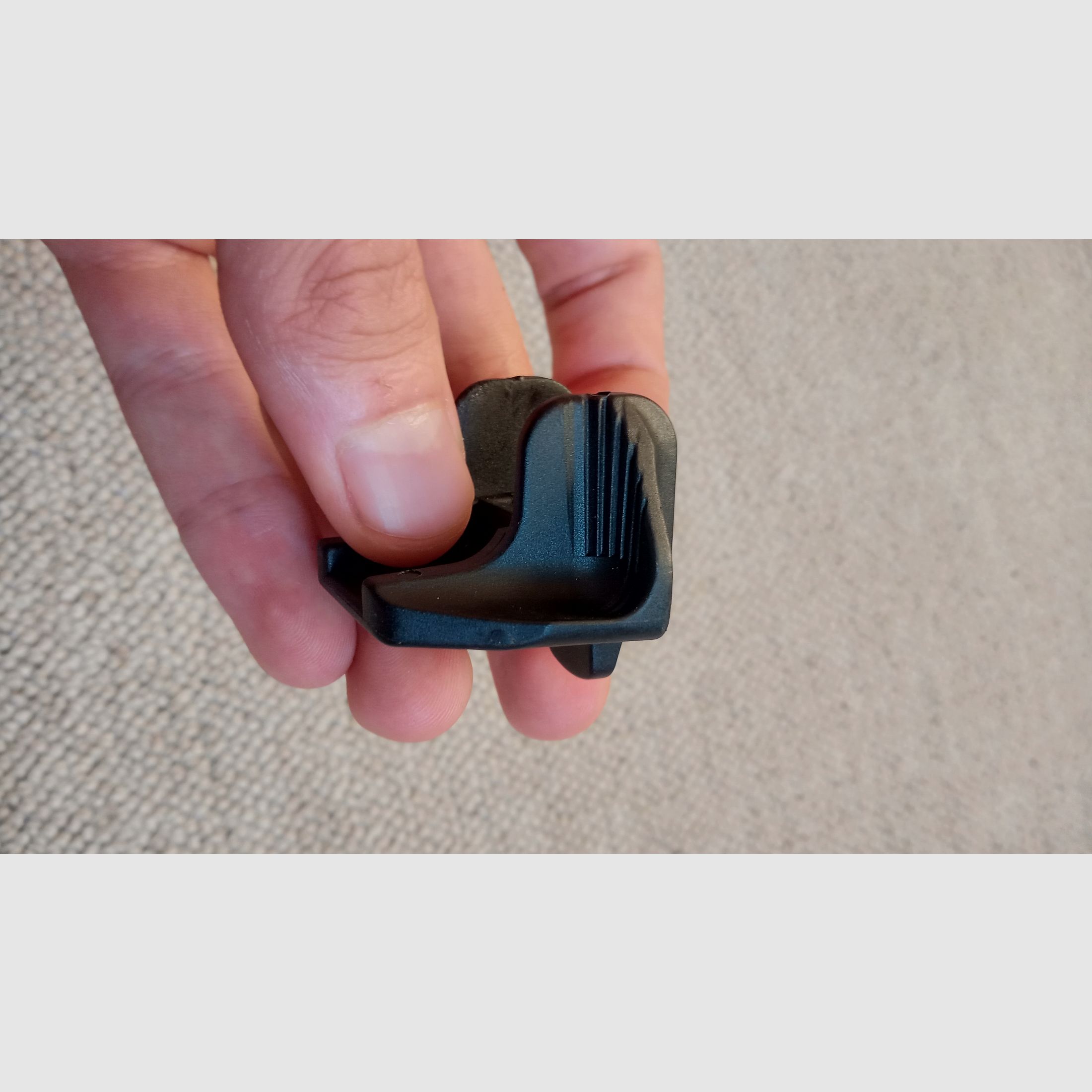 Leva del caricatore estesa CAA Quick-Release per AK47 / AK74 / AK-100 / Tacticool-cose che nessuno ha bisogno