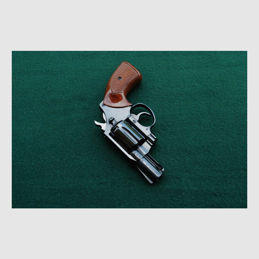 Colt Detective, 2 " Lauflänge, Original Colt Griffschalen