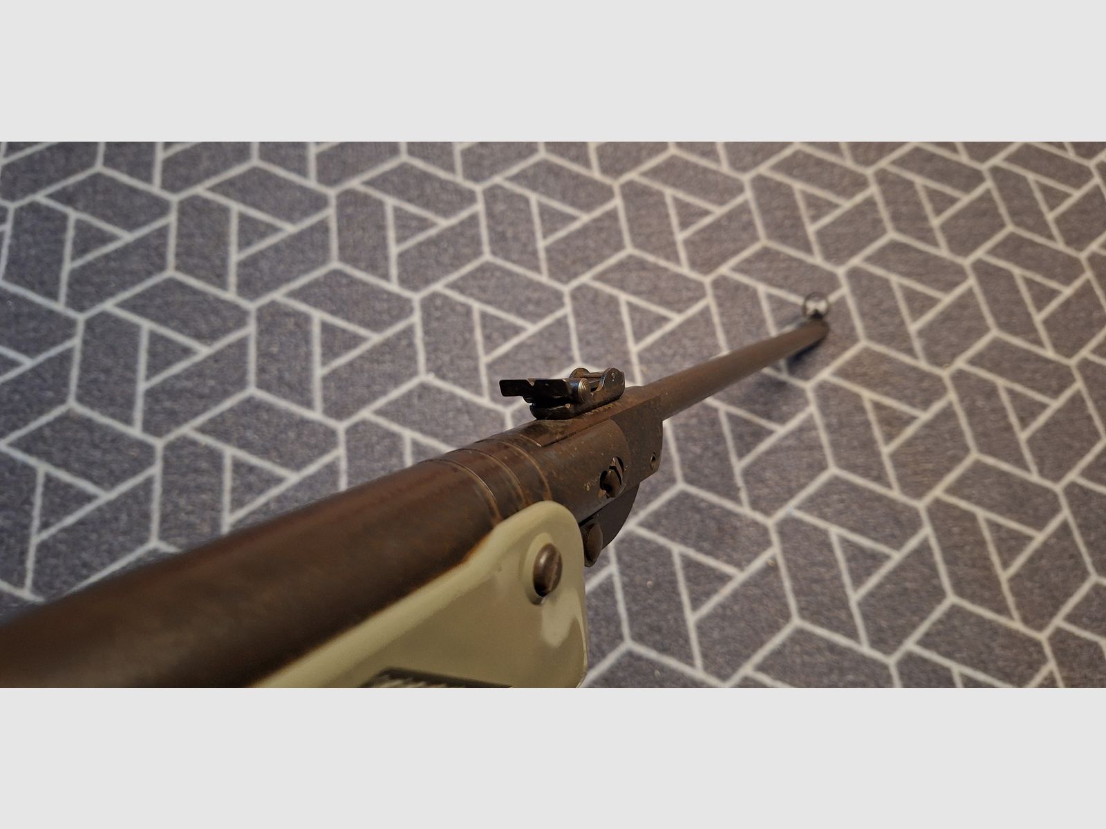 Karabinek pneumatyczny Model 304 Haenel Suhl Oryginał DDR Szary