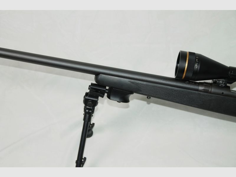 Savage 110 Tactical Kal. .300Win Mag mit Leupold ZF und 2-Bein Scharfschützengewehr