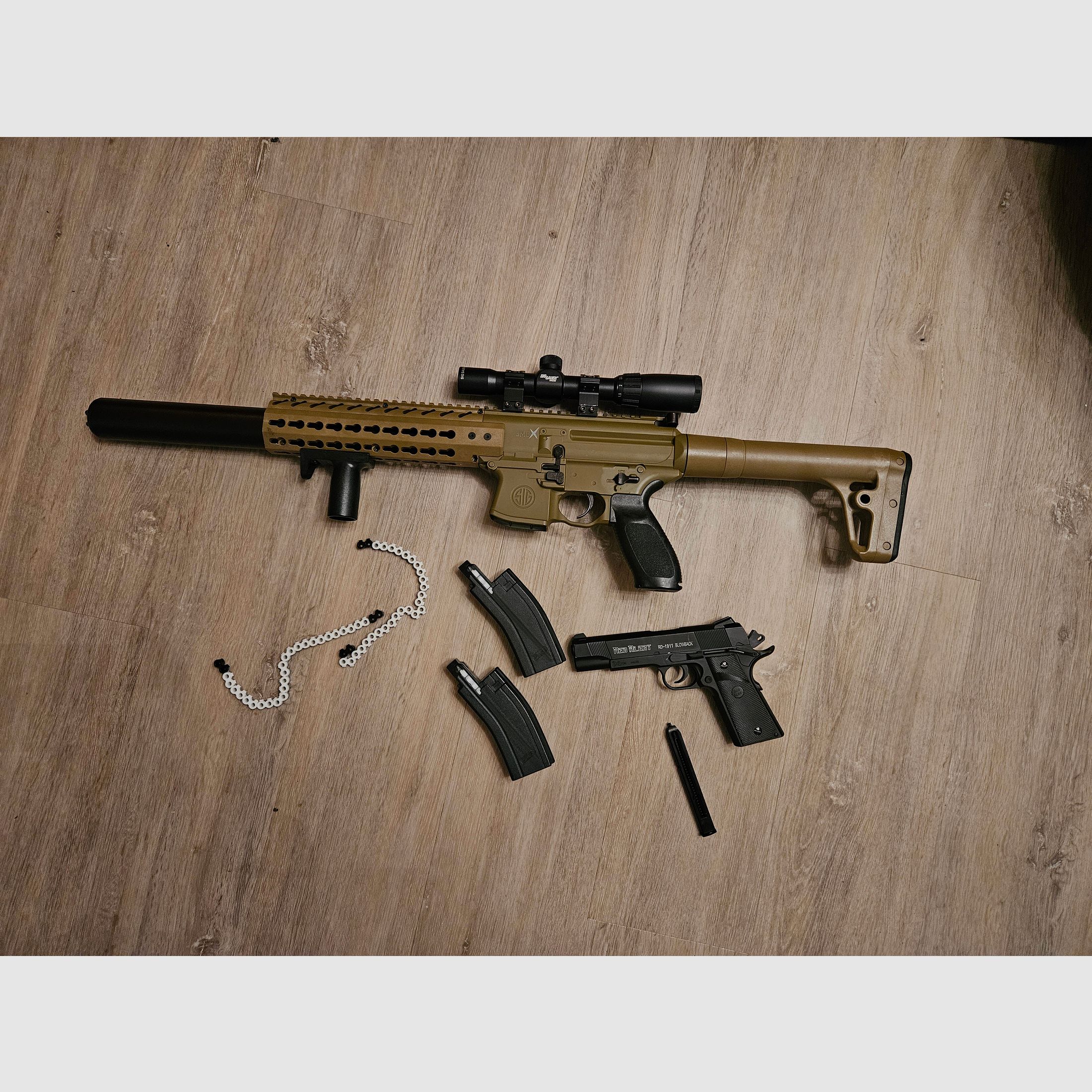 SigSauer MCX CO2 Luftgewehr + Red Alert RF - 1911 CO2 Blowback