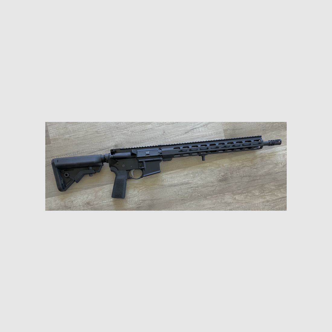 AR-15 DPMS Lite 16M .223rem Tuning, viel Zubehör, inclusive .22lr Wechselsystem